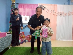 LINE_ALBUM_กิจกรรมทำบุญส่งท้ายปีเก่า ศพด_30 ธ_ค_ 68_260105_29.jpg - ศูนย์พัฒนาเด็กเล็กเทศบาลตำบลสันป่าตอง จัดโครงการเรียนรู้สู่โลกกว้าง อนุบาลวัยใส(กิจกรรมทำบุญส่งท้ายปีเก่าต้อนรับปีใหม่) | https://www.sanpatong.go.th